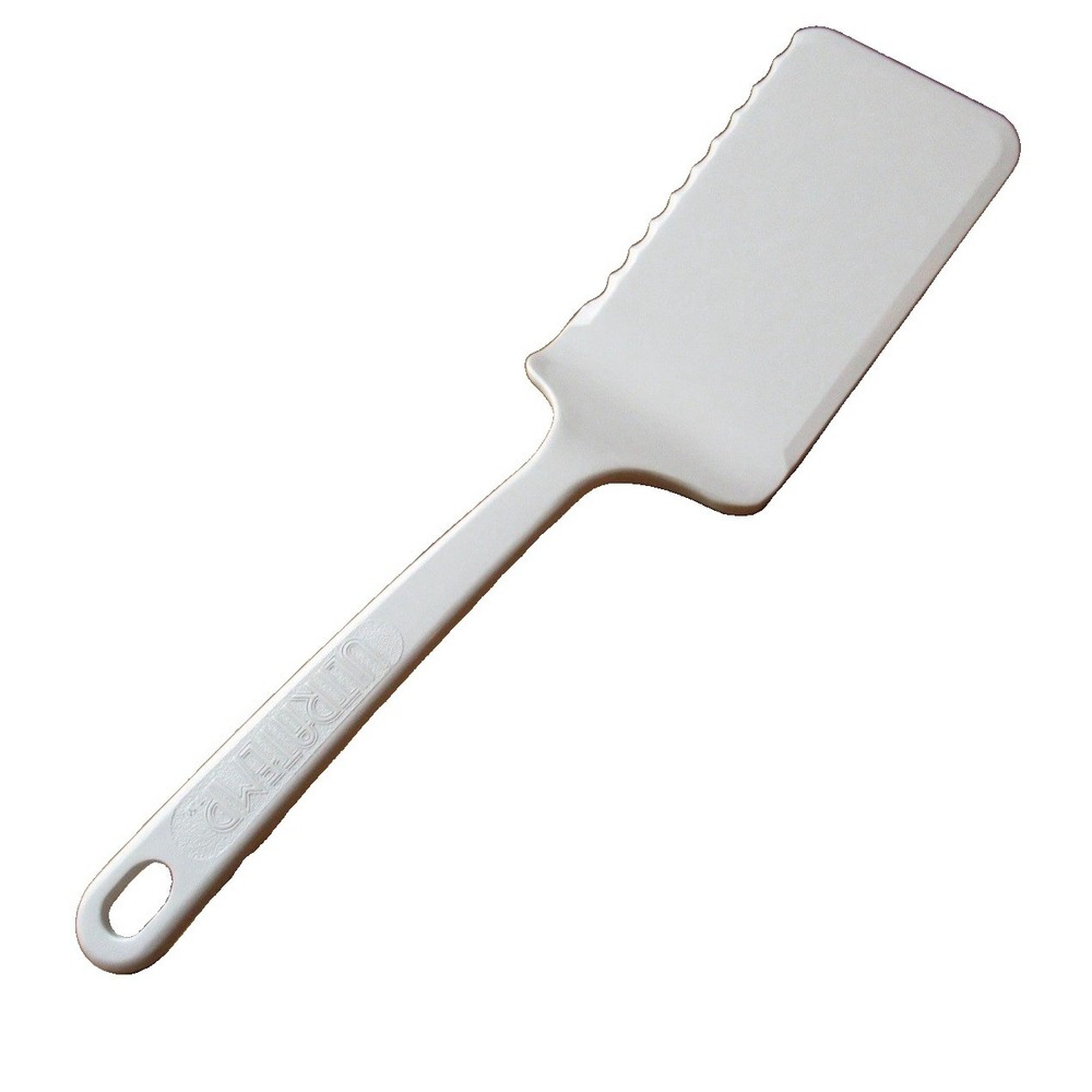 Ultratemp white Serrated Solid Spatula Turner Flipper Robinson Knife 2104 Vintag